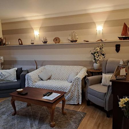 Lilyoak B&B & Self Catering Apartment Insch ภายนอก รูปภาพ