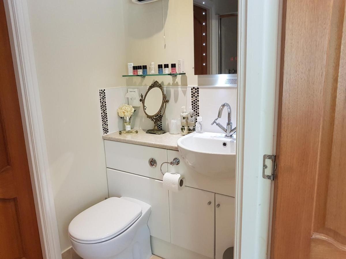 Lilyoak B&B & Self Catering Apartment Insch ภายนอก รูปภาพ